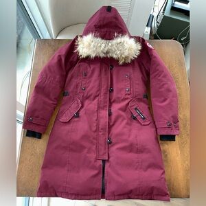Canada Goose Women’s Kensington Parka